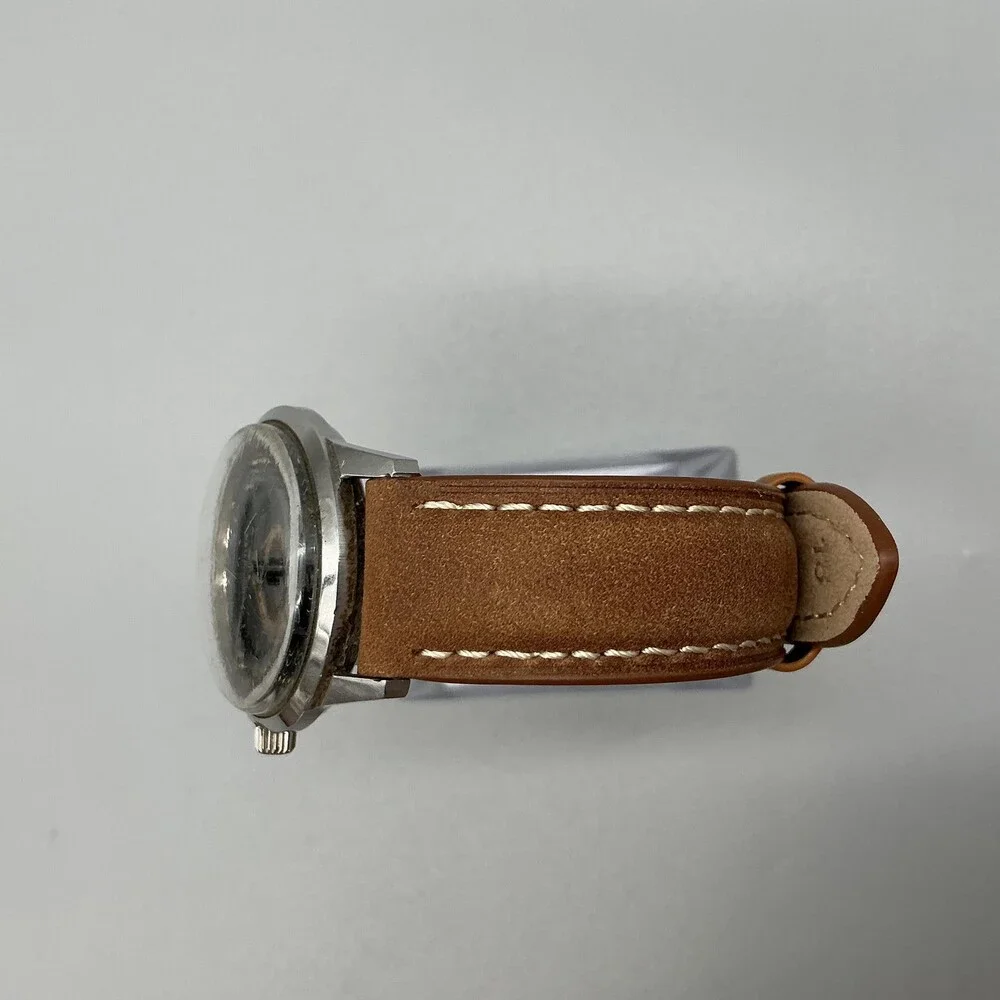 Vintage Bulova Mens Watch 32mm Black Dial Brown Leather Manual Wind Swiss 1966